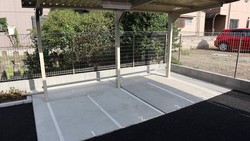 RIVER STONE バイク置き場