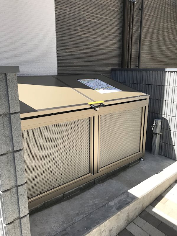 Lemon Hart 専用ごみ置き場