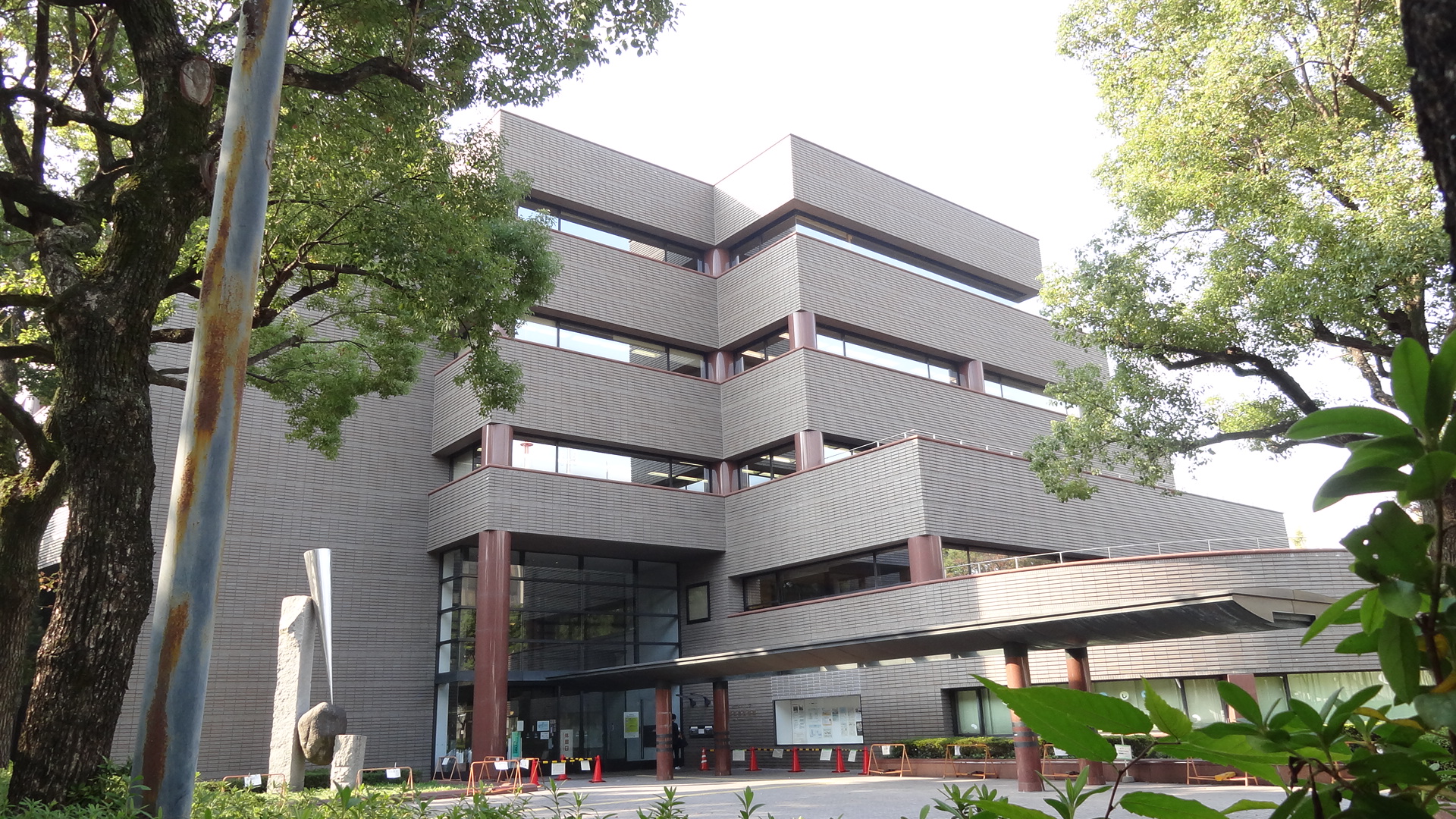 ボー デュ キャナル幅下 図書館：愛知芸術文化ｾﾝﾀｰ愛知県図書館　516m