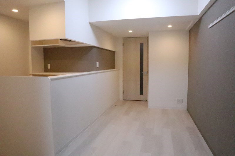 Parvis Flora Tsurumi（パルヴィフローラツルミ） 全体的に白を基調としており、お部屋が広く見える配色です。