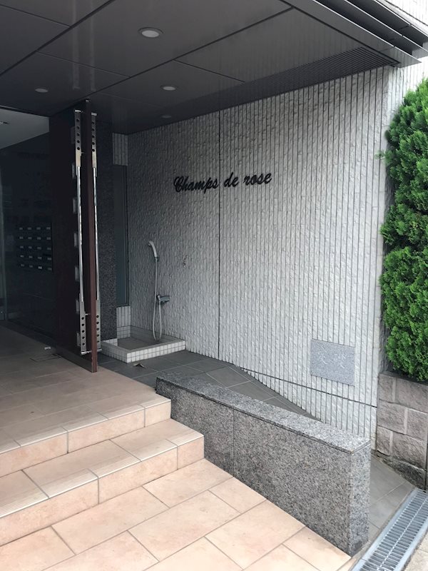 シャン・ド・ローズ 外観画像