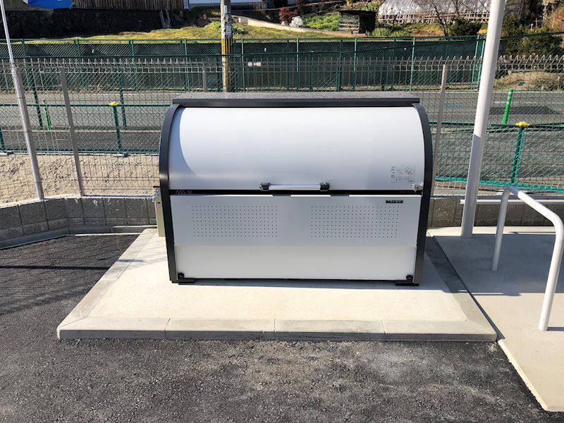 エムズアロッジオ 入居者様専用ゴミストッカーです。