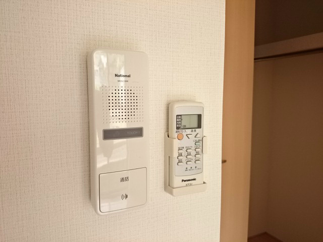リマーレ山科 現地写真（玄関）