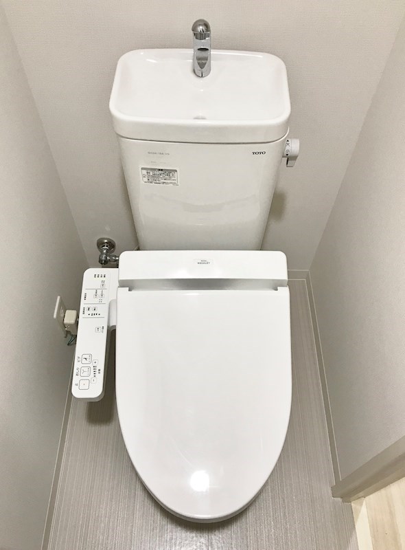 セレブレイト葵 温水ン洗浄暖房便座