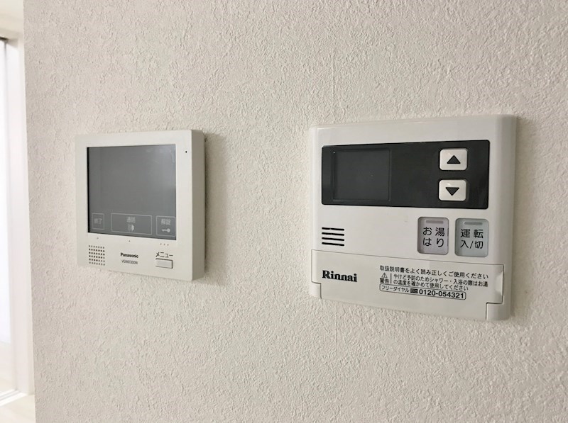 セレブレイト葵 ＴＶモニター付インターフォン　追焚機能