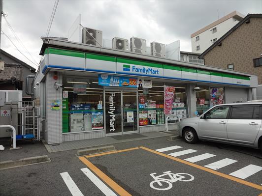プロセルム上坂 コンビ二：ファミリーマート　瑞穂田光町店　261m