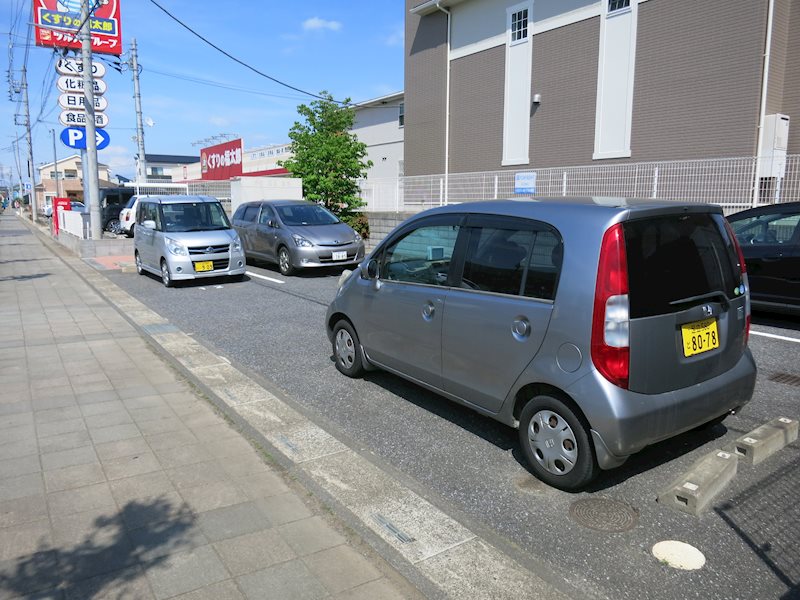レカン ド コリーヌ 駐車場