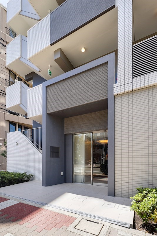 M.R Residence エントランス