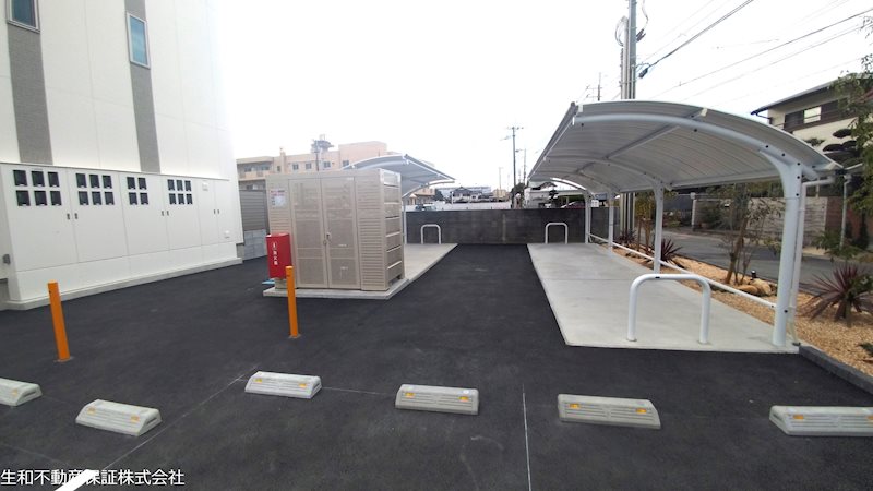 ファミール　サヤノ 駐輪場