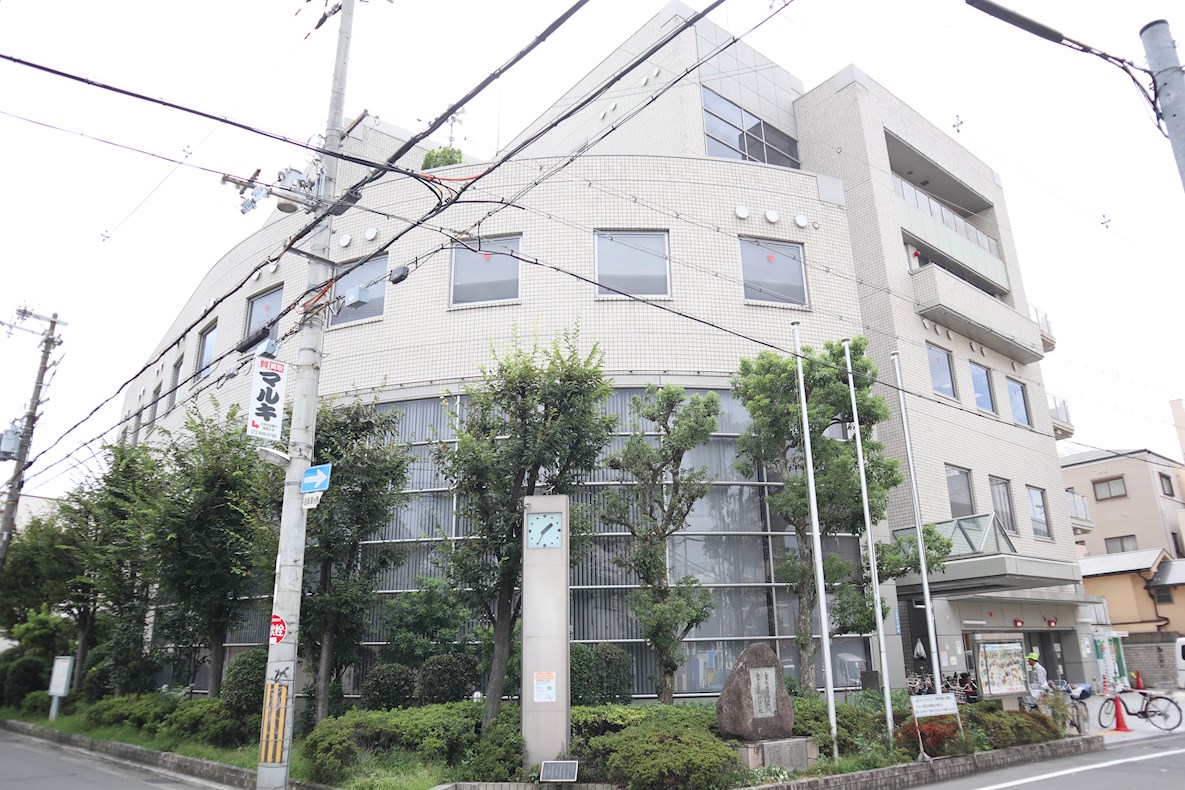 スタシオン河内山本 役所：八尾市役所 出張所 山本出張所　205m