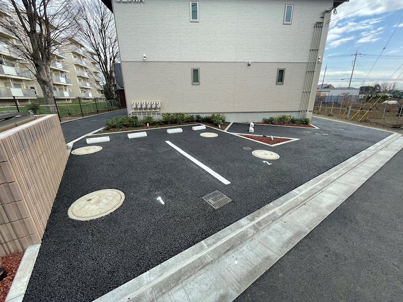 メイプル 駐車場