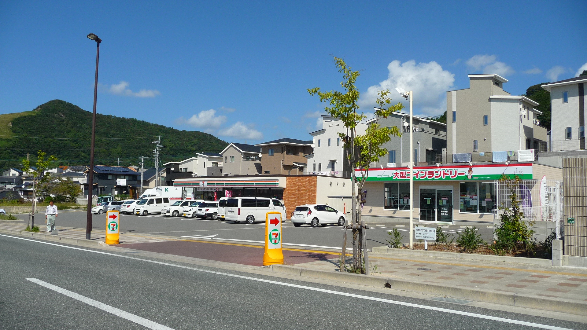 エヌ・クレシア コンビ二：ｾﾌﾞﾝｲﾚﾌﾞﾝ 大野城乙金東1丁目店　28m