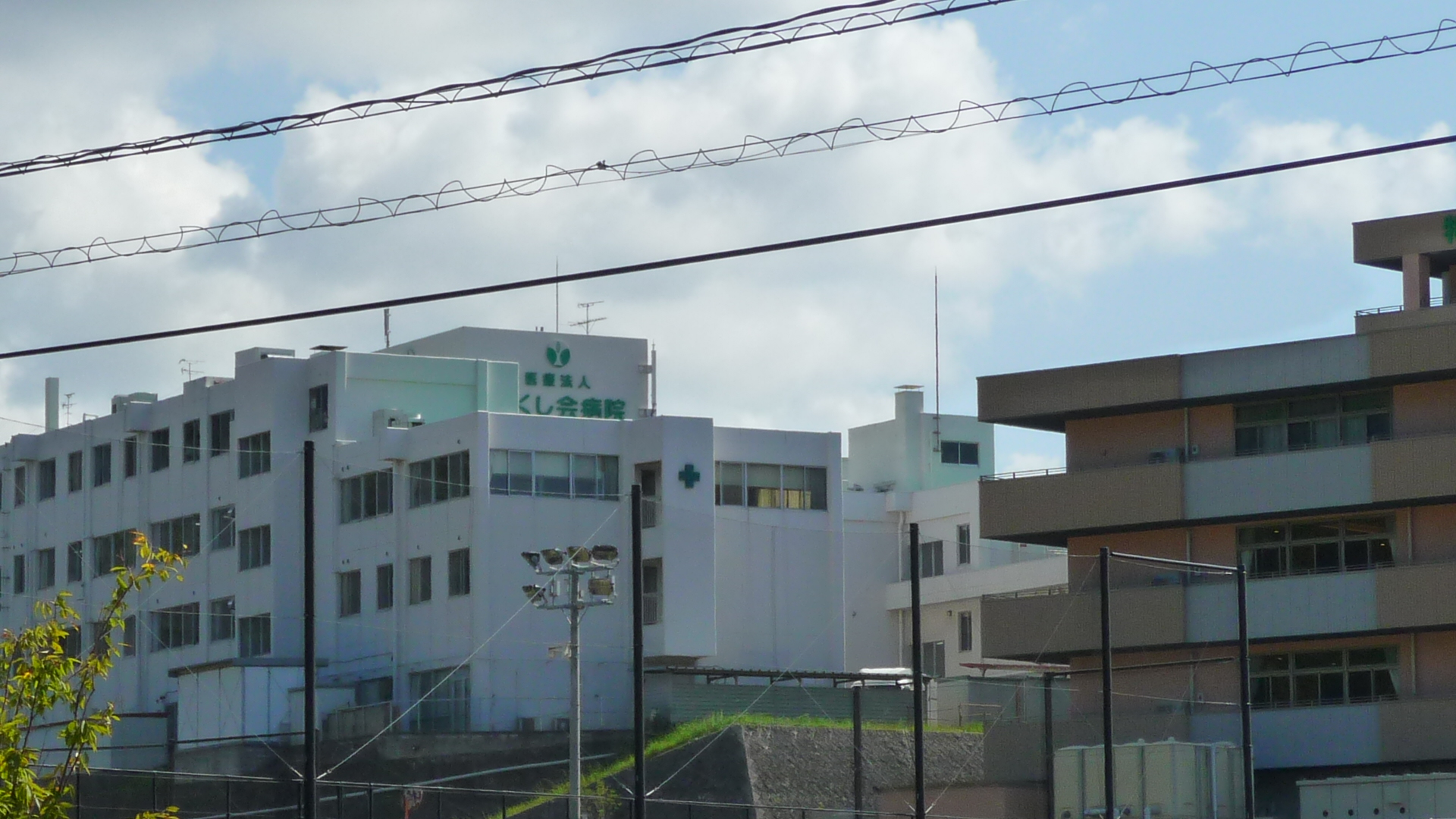 エヌ・クレシア 総合病院：つくし会病院　1085m