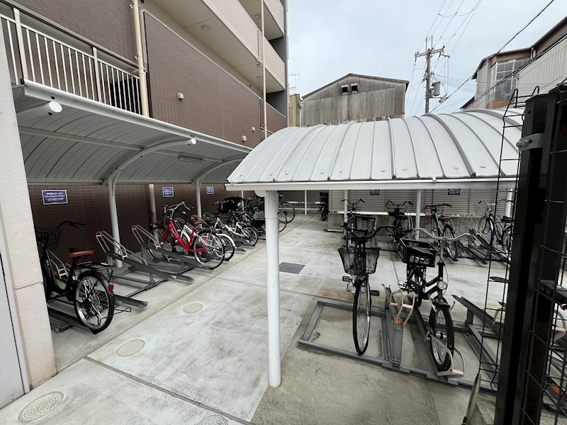 グラティ 駐輪場