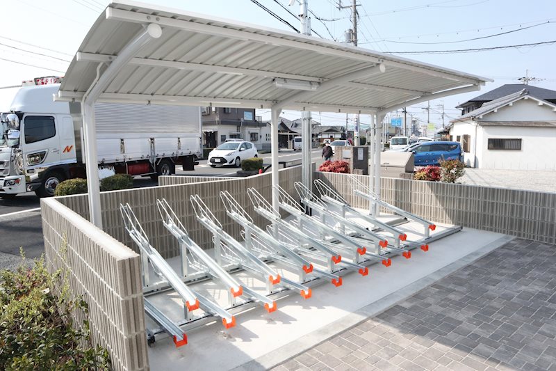 ボンヌ・シャンス 駐輪場