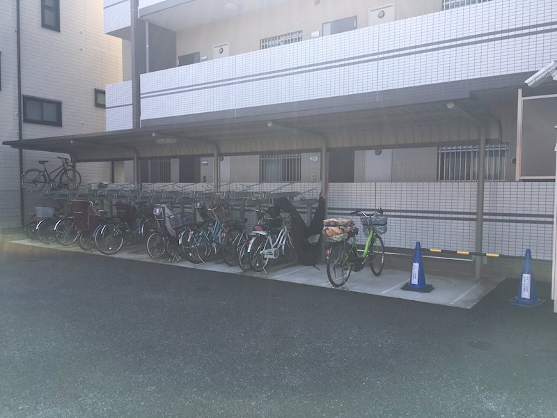 ソフィアコート扇 駐輪場