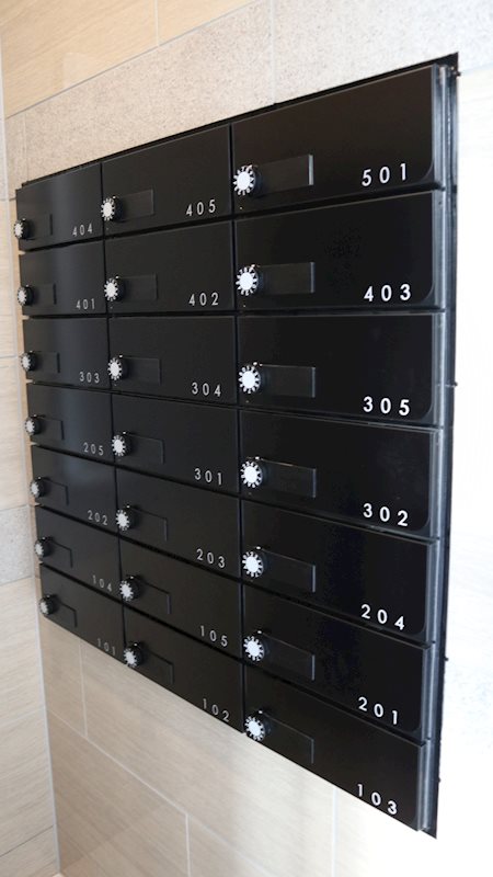 THE STAGE　西新 メールBox