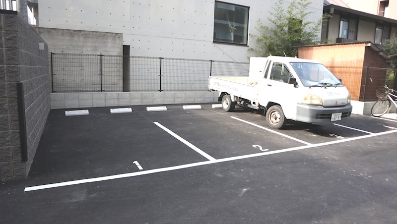 THE STAGE　西新 駐車場