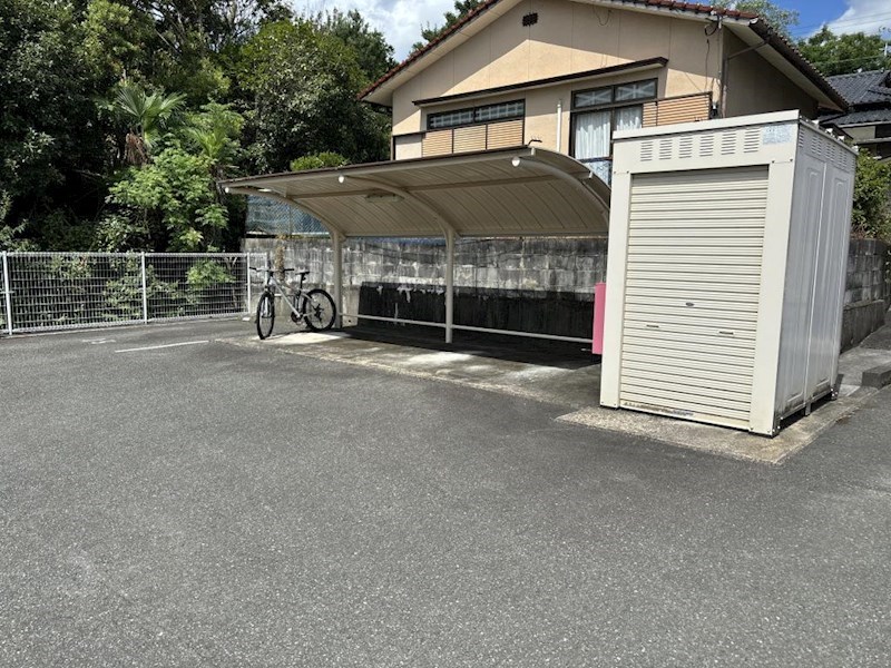 パークサイドイン桃山 駐輪場