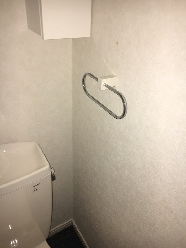 コンフォート トイレ内タオルかけ