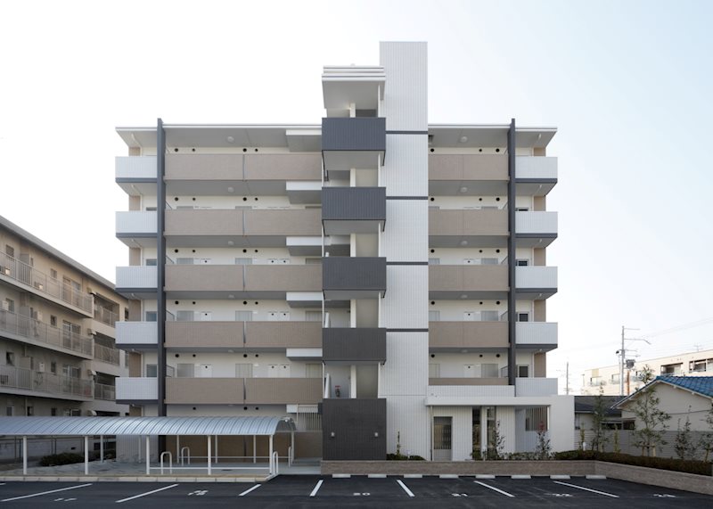 クレスト園田 外観