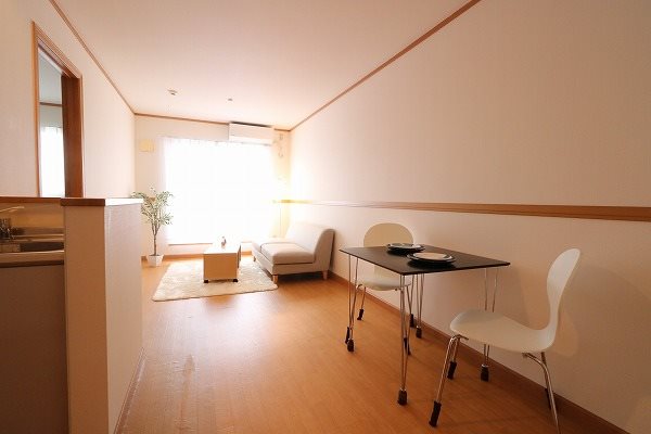 LAND PARK 横大路 B棟 ※家具はついていません