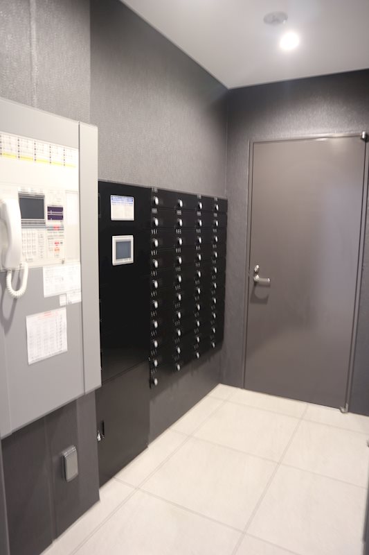 urbano iris（ウルバーノイリス） メール、宅配Box