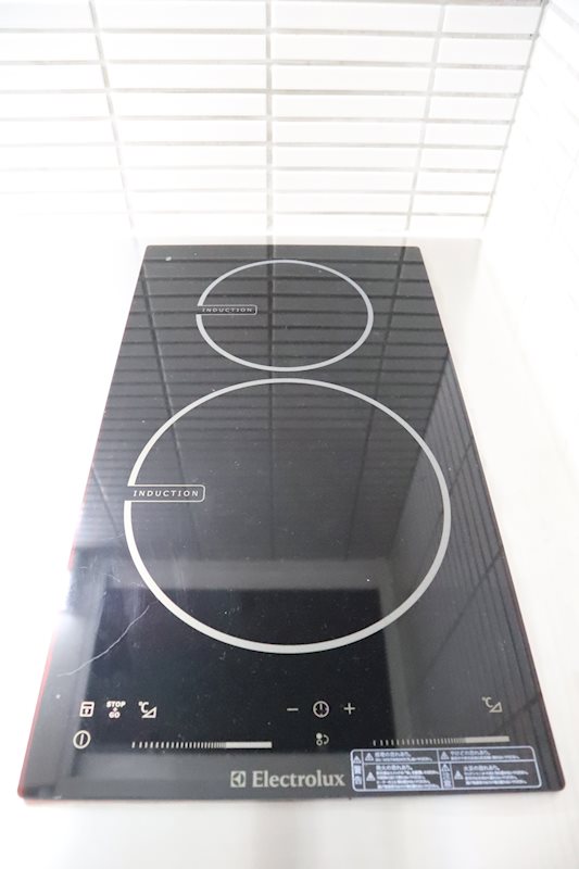 ファイブコート梅田 キッチン2口ＩＨコンロ