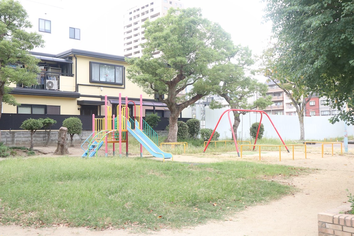 セイワパレス寺山公園 公園：寺山公園　448m