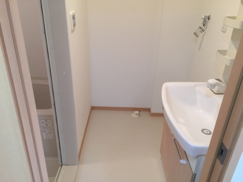 アーバン西町 その他