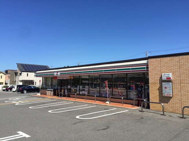 アーバン西町 コンビ二：ｾﾌﾞﾝｲﾚﾌﾞﾝ 堺鳳西町2丁店 　331m