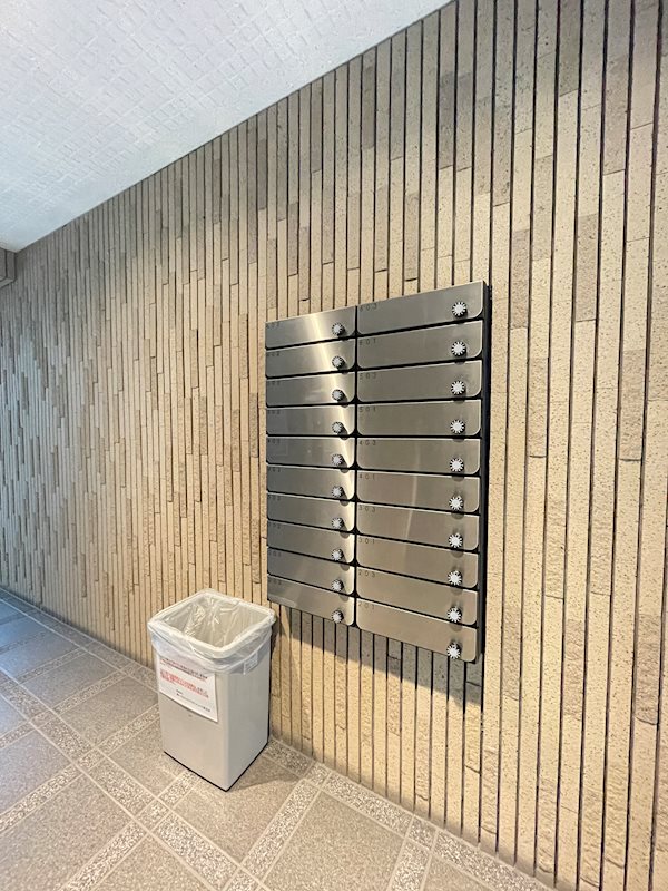 VILLA L’EST メールBox