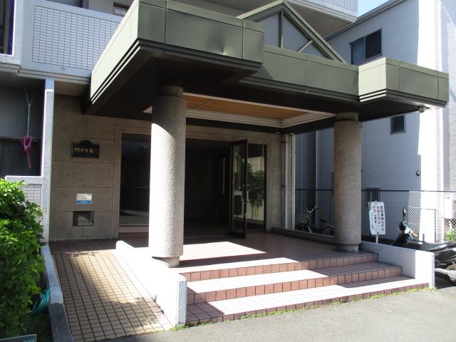 グランドール福川 エントランス