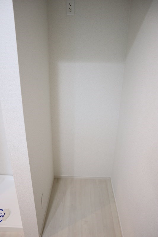 イーグルコート 現地写真（玄関）