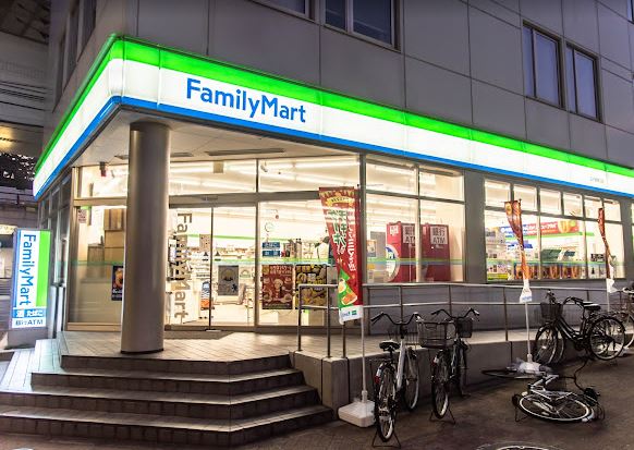 Grandia（グランディア） コンビ二：ﾌｧﾐﾘｰﾏｰﾄ 王子駅南口店　346m