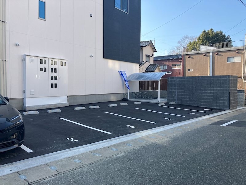 プロニティ博多 駐車場
