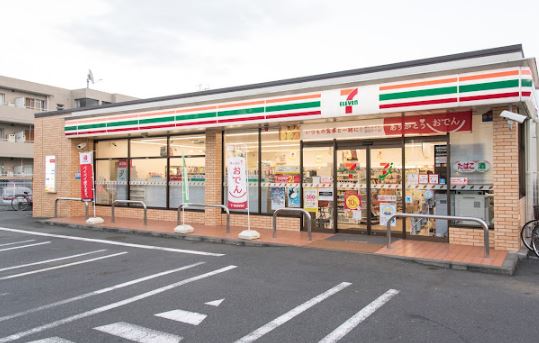 アルカスⅡ聖蹟 コンビ二：セブンイレブン 多摩明神橋通り店　253m