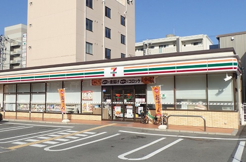 ビウォール正木 コンビ二：ｾﾌﾞﾝｲﾚﾌﾞﾝ 姫路安田4丁目店　197m
