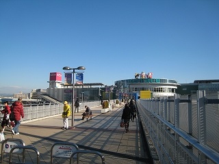 ノア伊丹湊町 駅：JR伊丹駅　354m