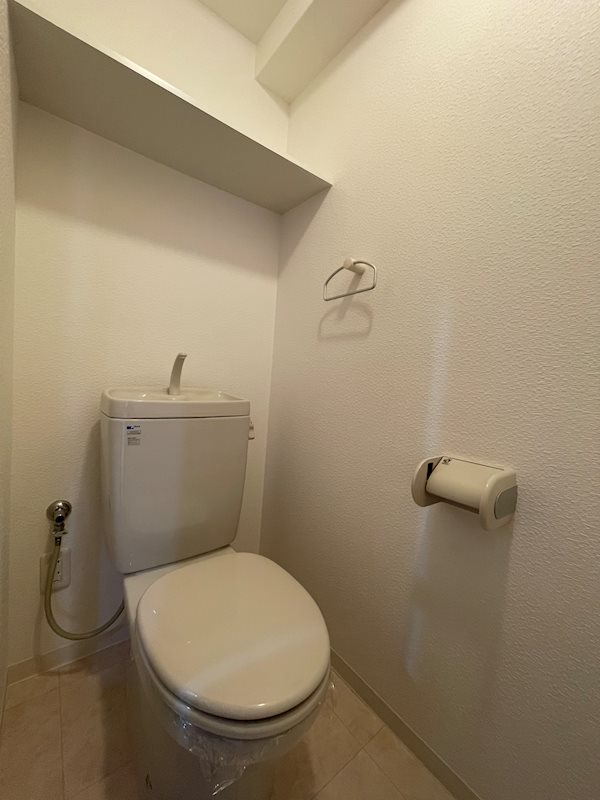 ロイヤルグレース 現地写真（玄関）