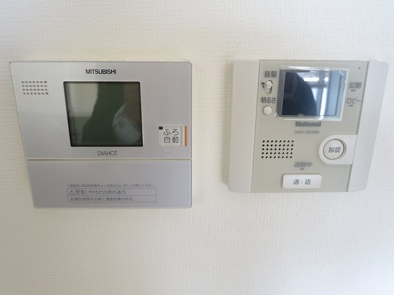 メゾンクラウン鷺洲 TVモニター付きインターホンで急な来客も安心