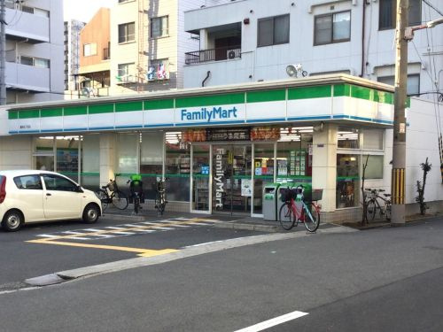 アパルトレゾール コンビ二：ﾌｧﾐﾘｰﾏｰﾄ 鷺洲五丁目店　335m