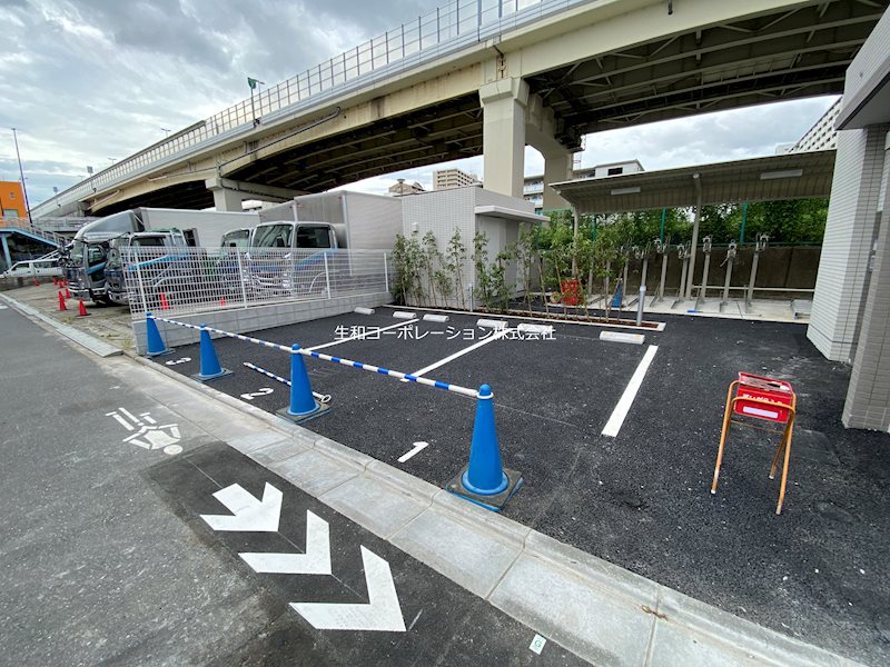 シャローム亀戸 駐車場
