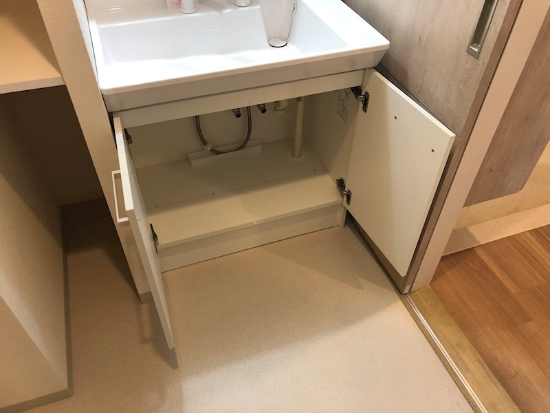 リバーサイド大津屋 現地写真（玄関）