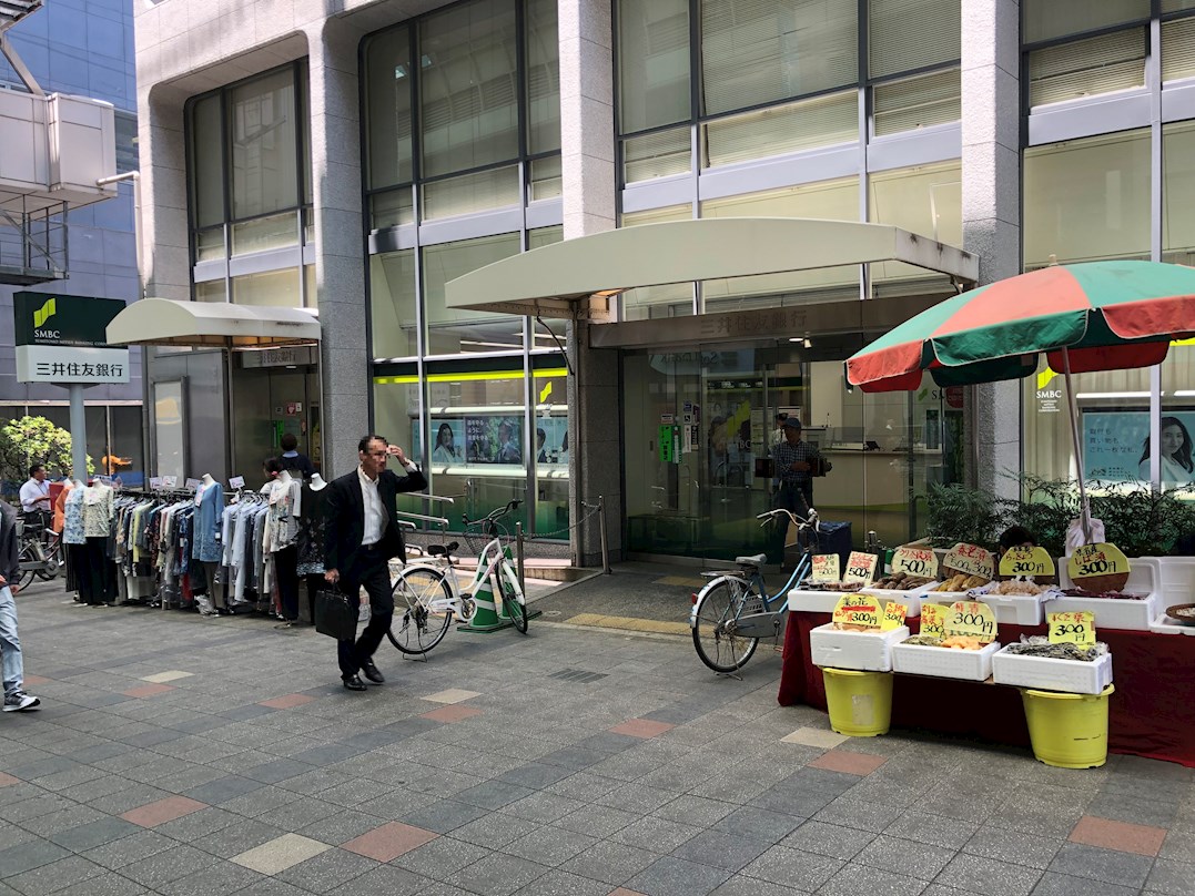 リバーサイド大津屋 銀行：三井住友銀行伏見支店　1062m