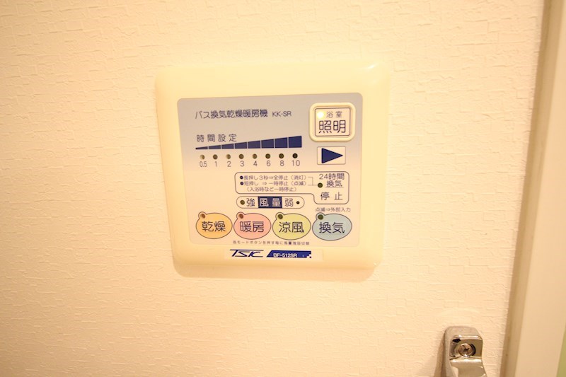 ネッサンス 現地写真（玄関）