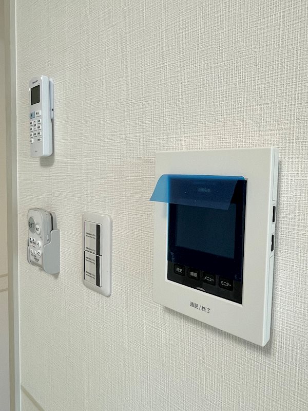 アイリスコート 録画機能付きのTVモニター付きインターホンで急な来客も安心