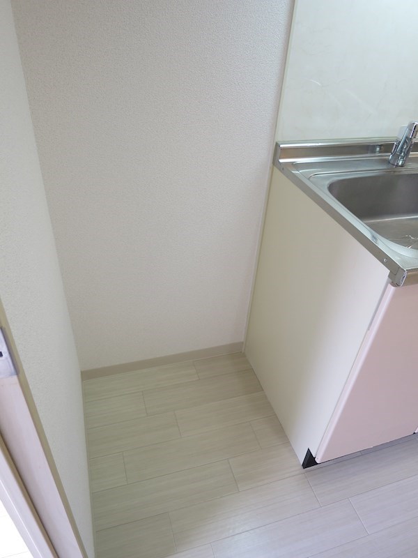 エミネンスタカハシ 冷蔵庫置き場もあります