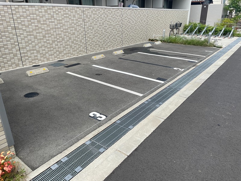 ホープハウスⅢ 駐車場