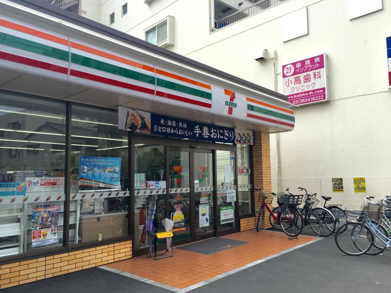 オランジェ K コンビ二：ｾﾌﾞﾝｲﾚﾌﾞﾝ 足立綾瀬2丁目店　126m